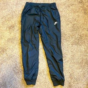 Nike Men’s Nylon Joggers Size Medium